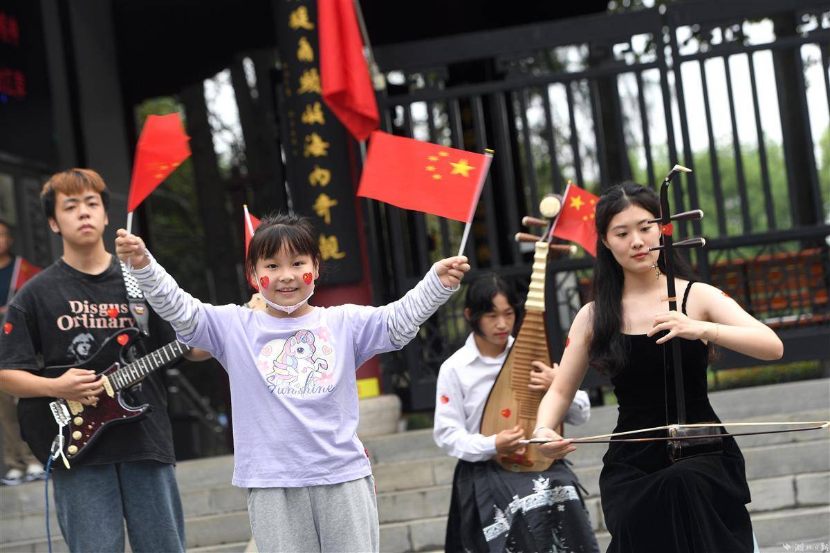 10博app下载